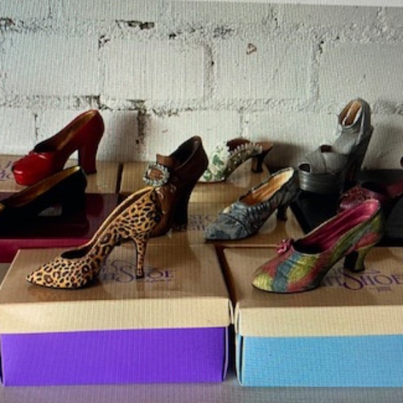 ~~Happy Poshing~~ - Picture 3 of 11